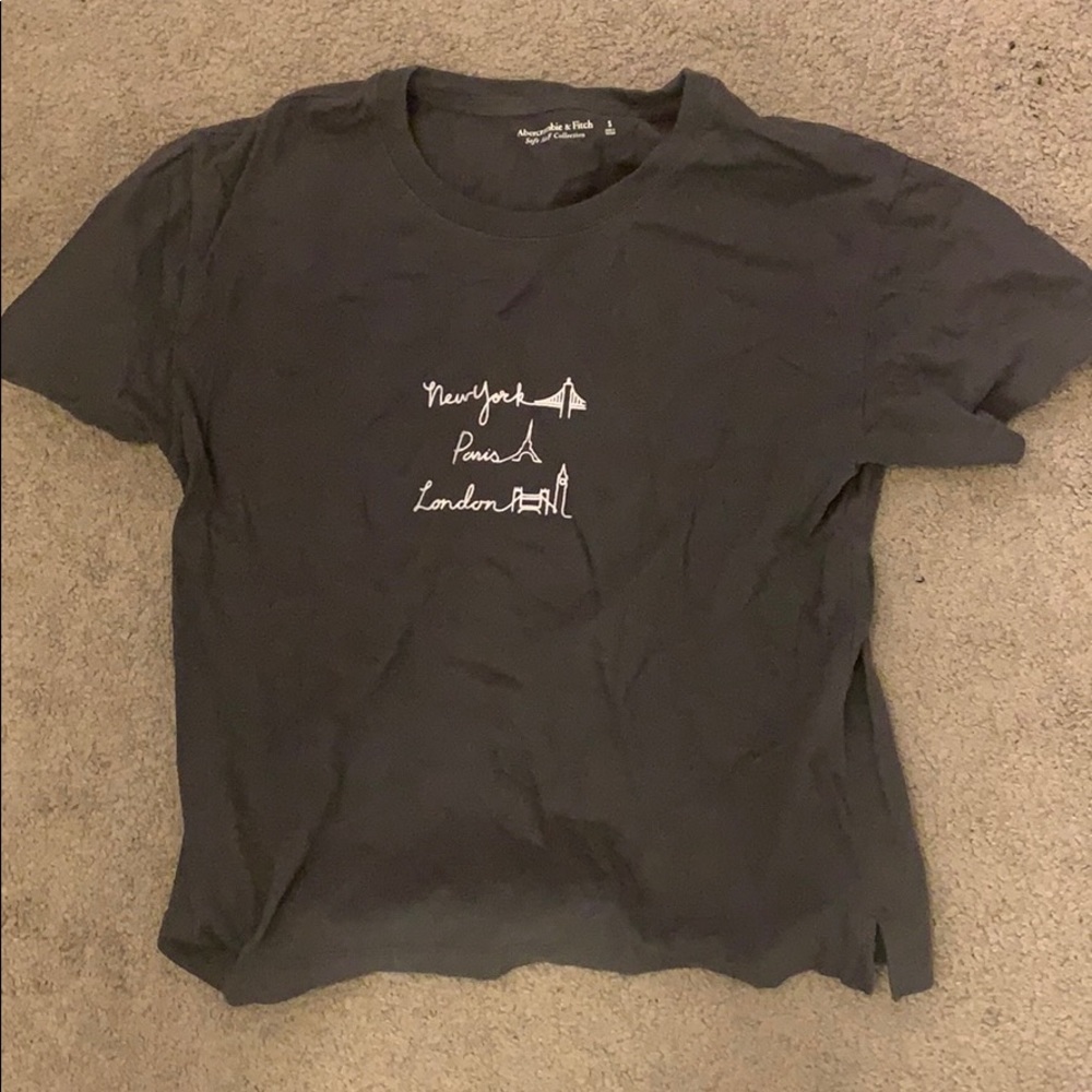 Grey t-shirt with embroidered words